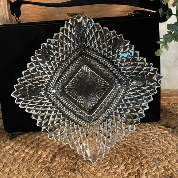 Indiana Glass Clear Diamond-Cut Bowl Trinket Dish - Picture 6 of 13